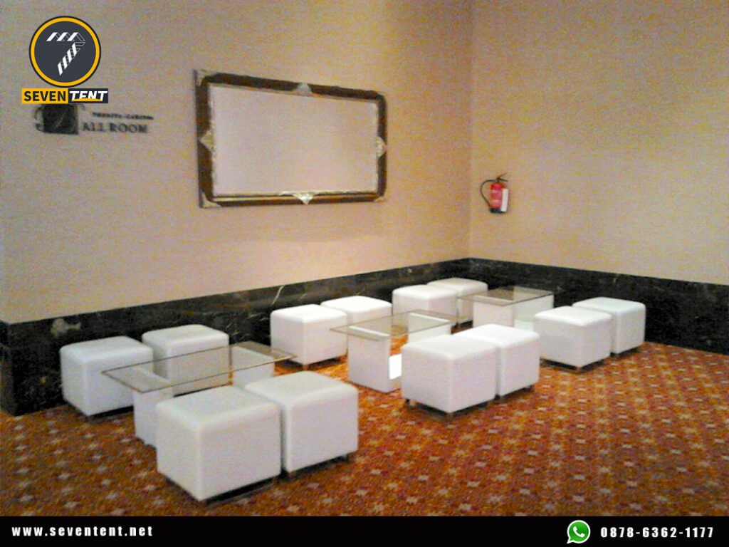 Rental Puff Dan Sofa Single Seater Putih Jakarta