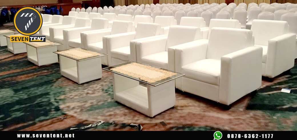 Sewa Meja Vip Kaca Set Sofa Single Putih Jakarta