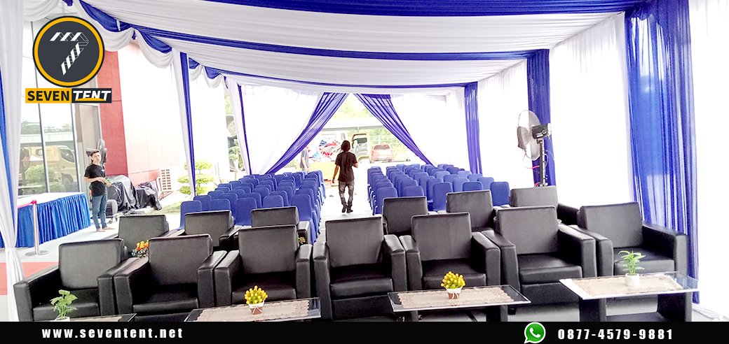 Sewa Tenda Serut Dan Sofa Hitam Set meja vip Kaca Area Jakarta